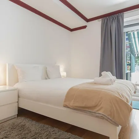 Lovelystay - Saldanha Valmor Terrace Appartement