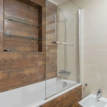 Апартаменти Lovelystay - Saldanha Valmor Terrace