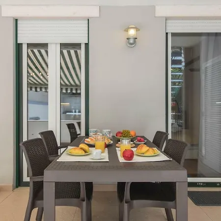 Lovelystay - Saldanha Valmor Terrace Апартаменти Лісабон